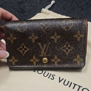 Louis Vuitton Authentic Gold and Brown Monogram Wallet